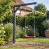 Welcher Untergrund passt unter eine Gartenschaukel? – realistische Swingly Einarm-Schaukel im Garten